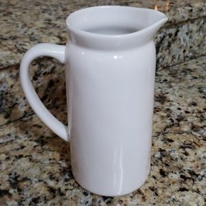 Rae Dunn Dining - Rae Dunn Artisan Collection Quench Drink Pitcher Rae Dunn Dining - Rae Dunn Artisan Collection Quench Drink Pitcher